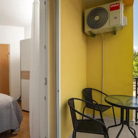 D G * Labin (Istria)