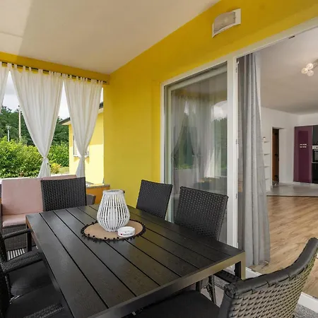 D G Prázdninový dům Labin (Istria)