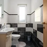 Nyaraló D G